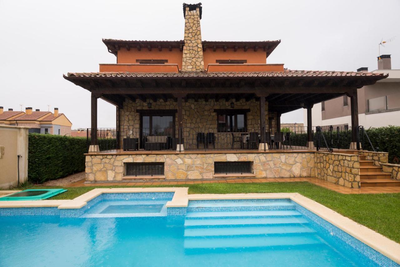 La Casa De Anver Villa La Lastrilla Kültér fotó